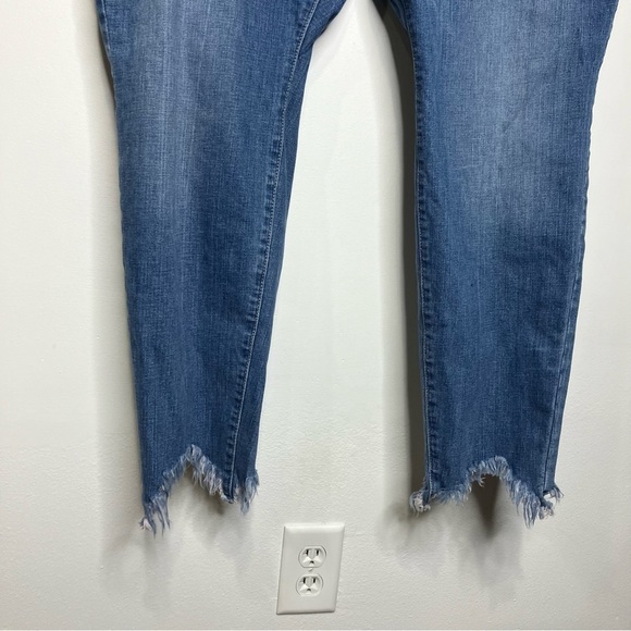 Lane Bryant mid rise skinny jeans signature fit size 26 - Picture 2 of 6